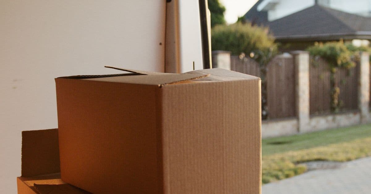 AI Answering Service for Moving Companies