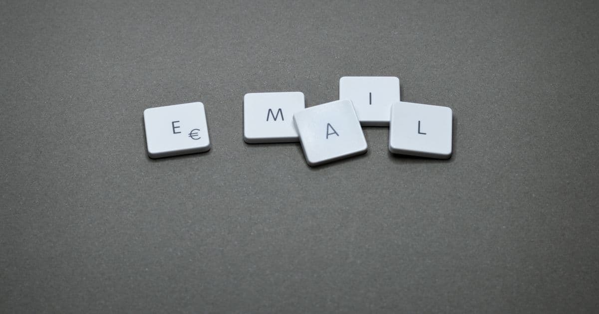 Why Digital Agencies Should Add AI Voice Services Now
