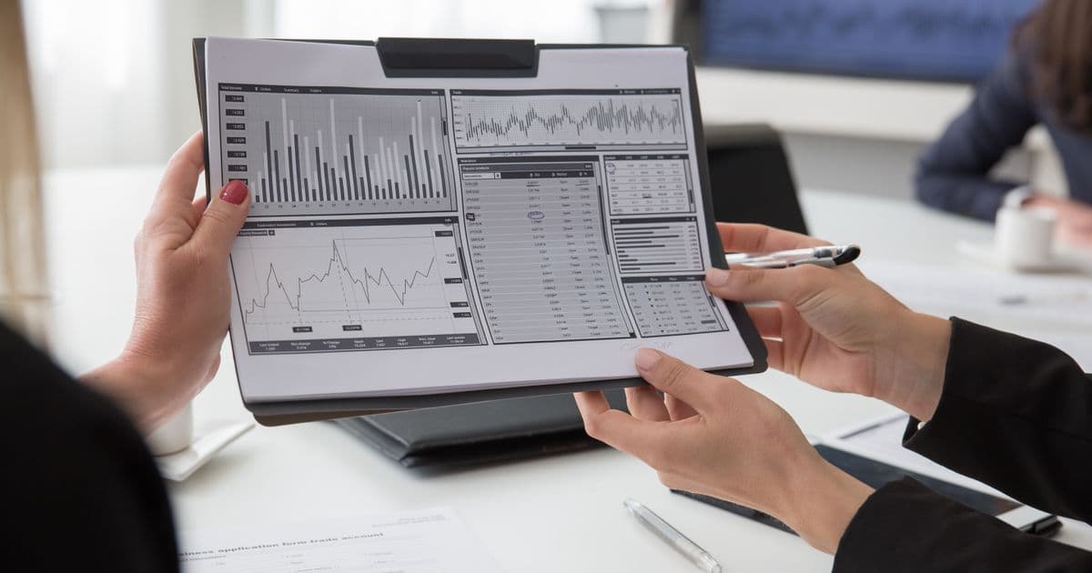 Client-Facing ROI Dashboard: What Metrics to Show and Why