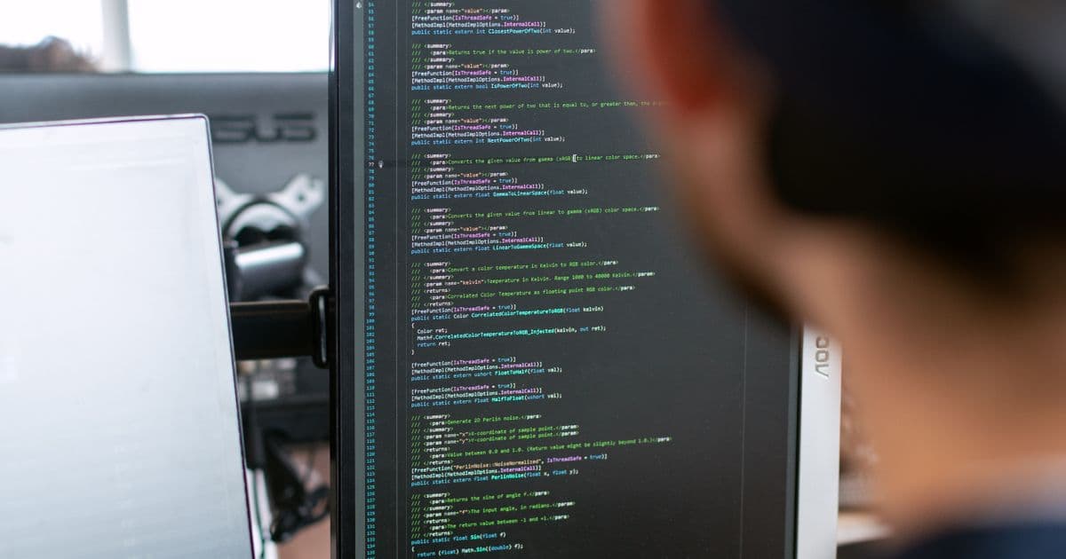 How to Choose White Label AI Chatbot