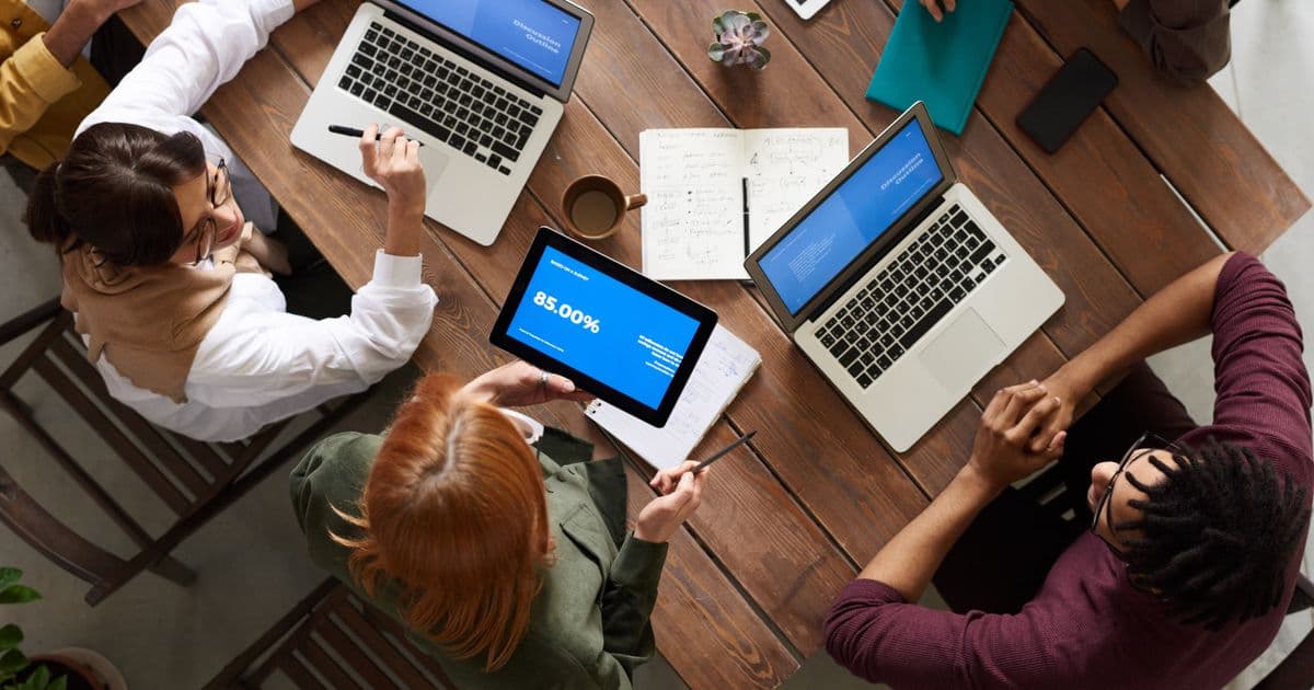 Trillet vs Dialzara: Which AI Answering Service is Right for You? (2026)